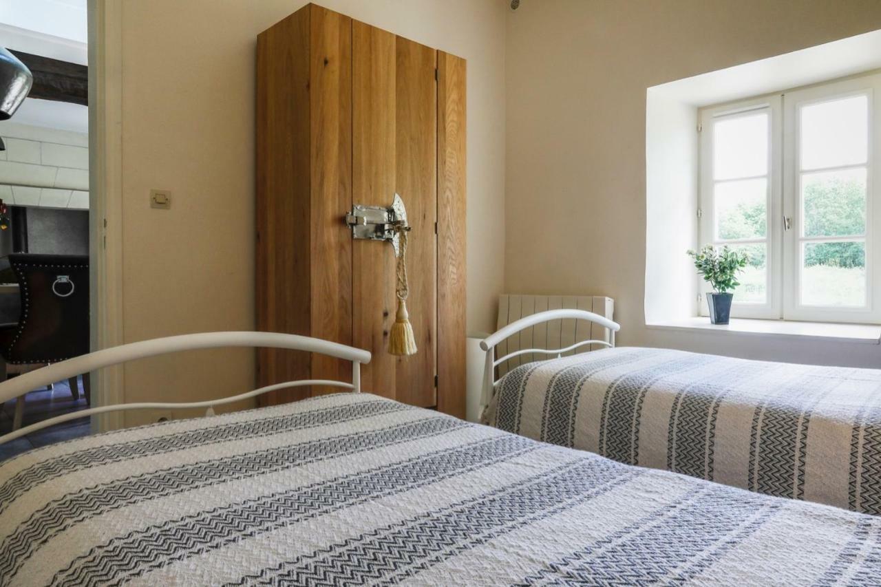 La Caillere Guest House Gizeux Bagian luar foto